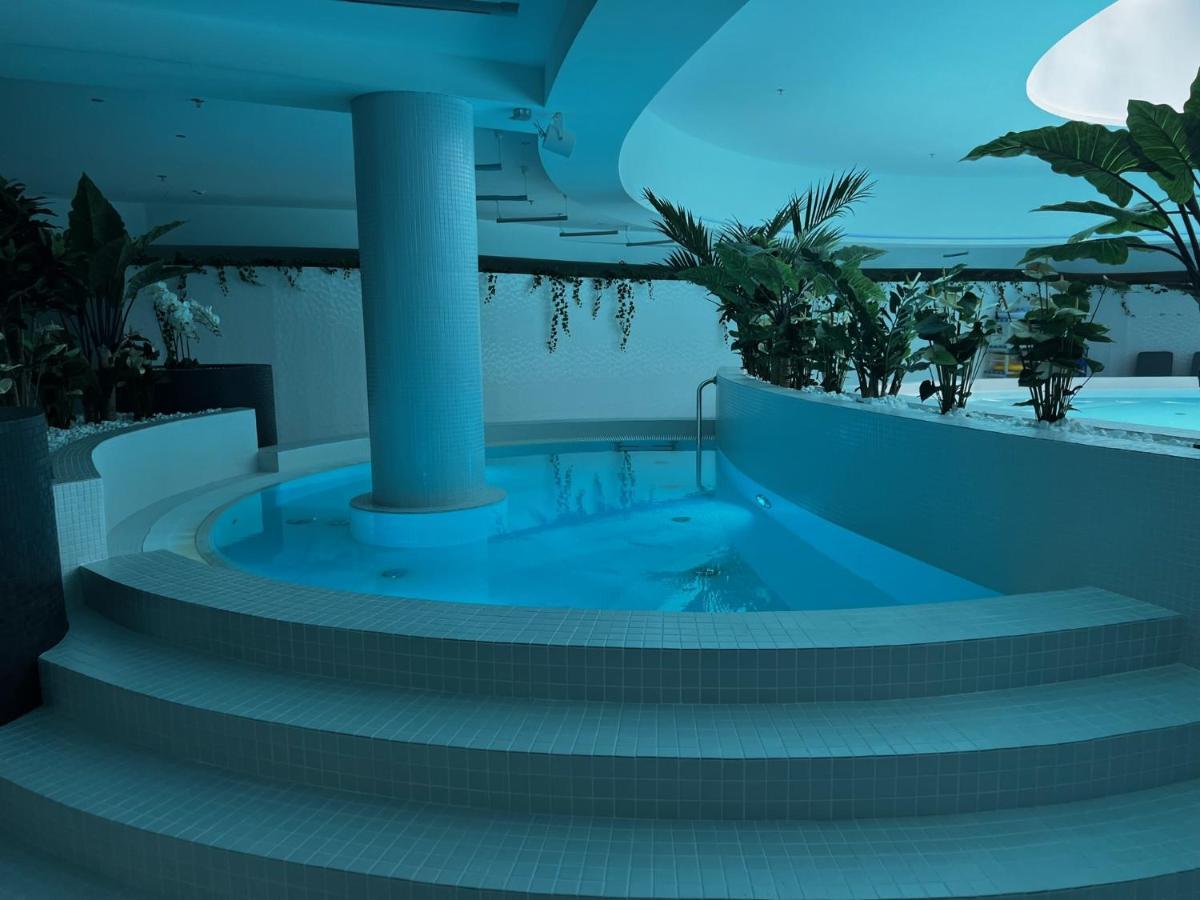 Hanza Tower Bohemia 22 Pool & Jacuzzi 슈체친 외부 사진