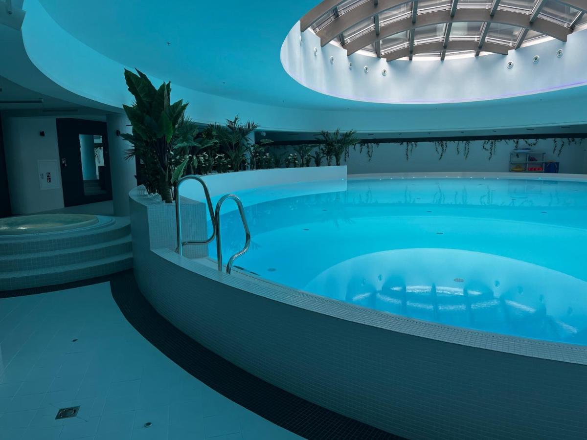 Hanza Tower Bohemia 22 Pool & Jacuzzi 슈체친 외부 사진